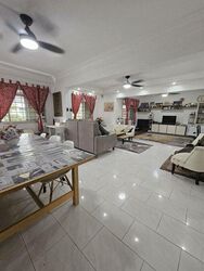 Blk 242 Yishun Ring Road (Yishun), HDB 5 Rooms #515624461